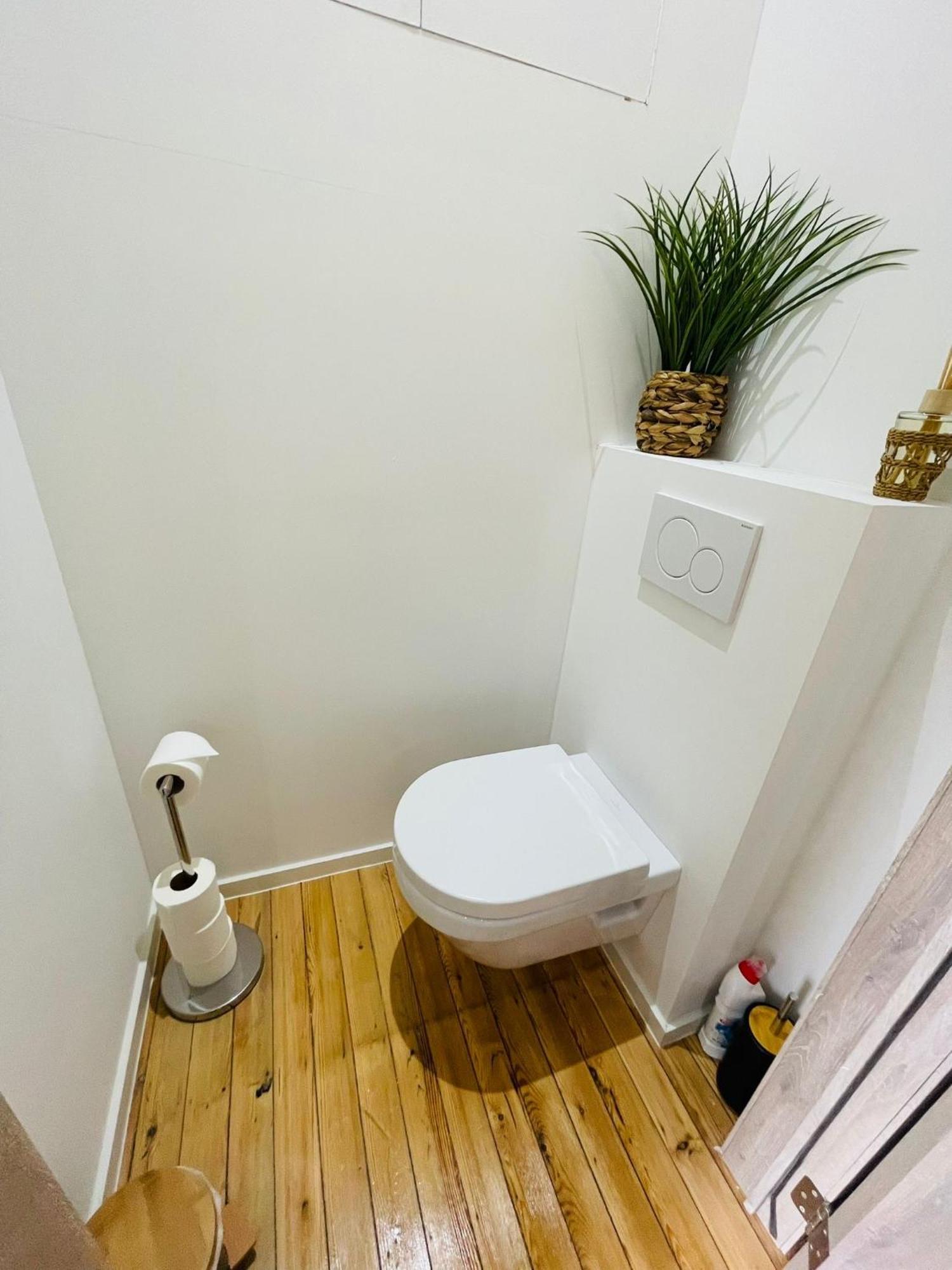 Appartement Exotique Avec Bain Balneo リエージュ エクステリア 写真