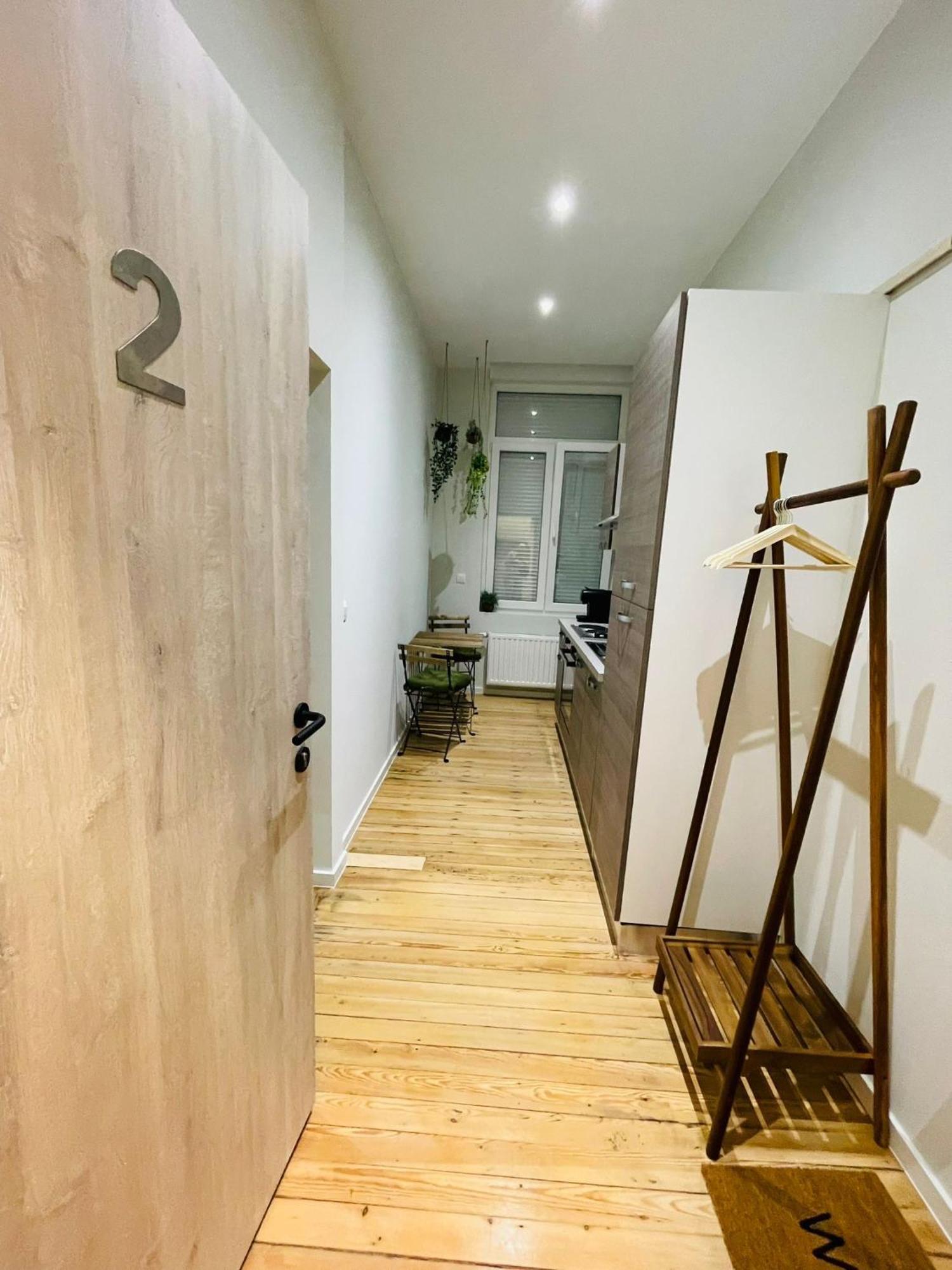 Appartement Exotique Avec Bain Balneo リエージュ エクステリア 写真